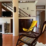 Moradia Proxima Da Do Areinho, Na Ria, E Dos Marretas Ovar