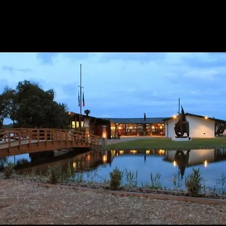 Moradia Proxima Da Do Areinho, Na Ria, E Dos Marretas Οβάρ