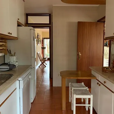 Moradia Proxima Da Do Areinho, Na Ria, E Dos Marretas Ovar