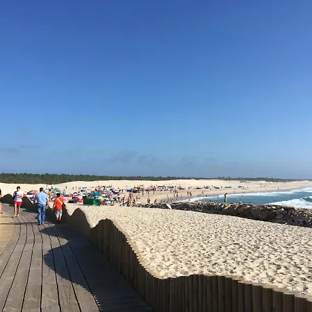 別荘 Moradia Proxima Da Do Areinho, Na Ria, E Dos Marretas オヴァール