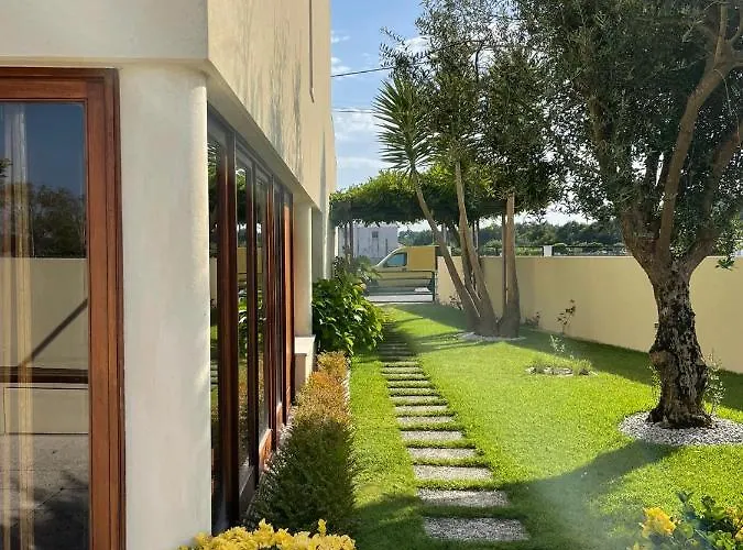 Moradia Proxima Da Do Areinho, Na Ria, E Dos Marretas Hébergement de vacances *