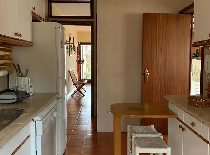 Moradia Proxima Da Do Areinho, Na Ria, E Dos Marretas Ovar