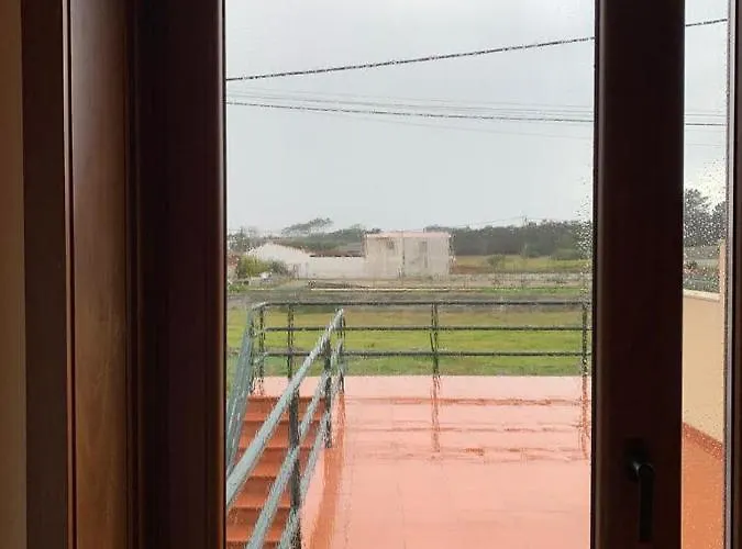 Moradia Proxima Da Do Areinho, Na Ria, E Dos Marretas Ovar